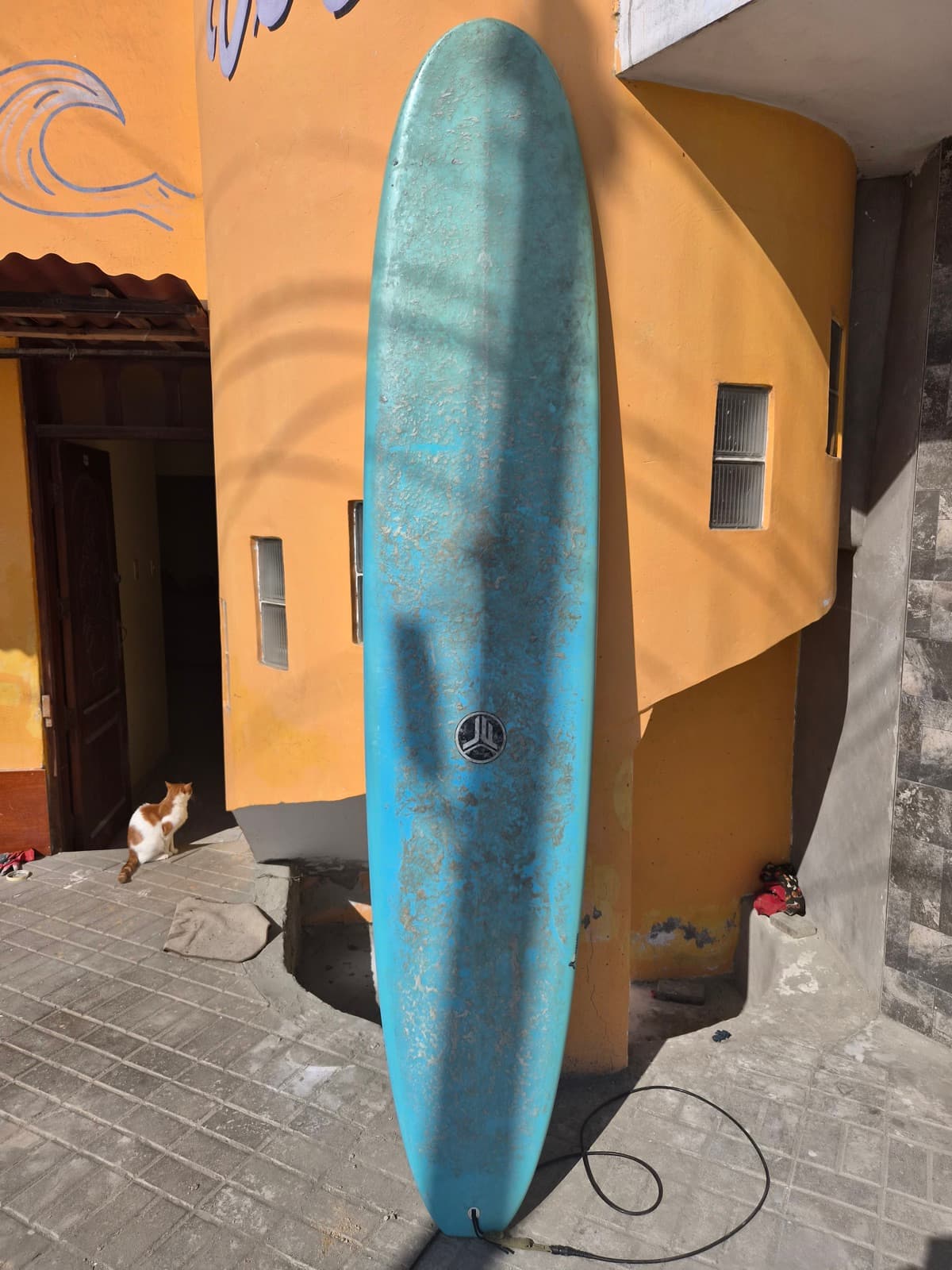 Surfboard for rent — El Hombre, Puerto Malabrigo